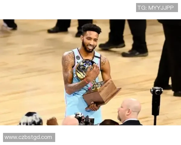 西罗加盟哪支球队成焦点球迷热议转会动态与未来前景分析 西罗加盟哪支球队成焦点球迷热议转会动态与未来前景分析